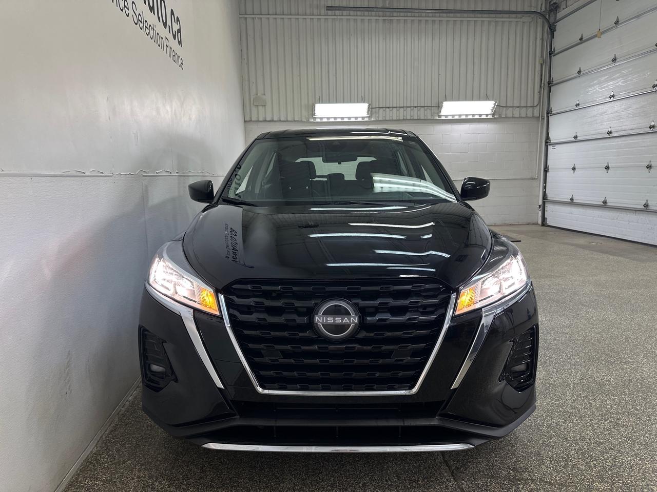2024 Nissan Kicks S Photo