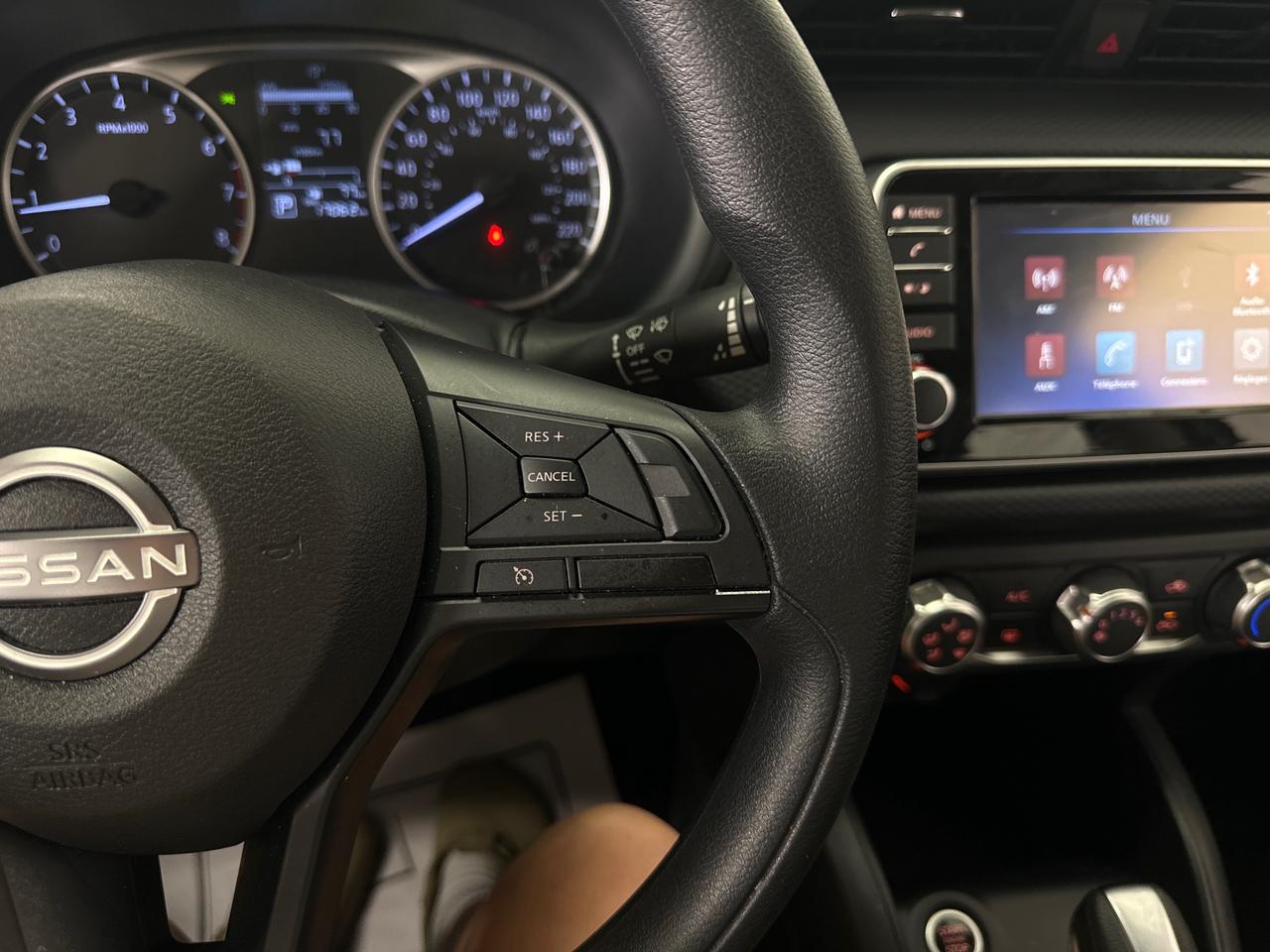 2024 Nissan Kicks S Photo