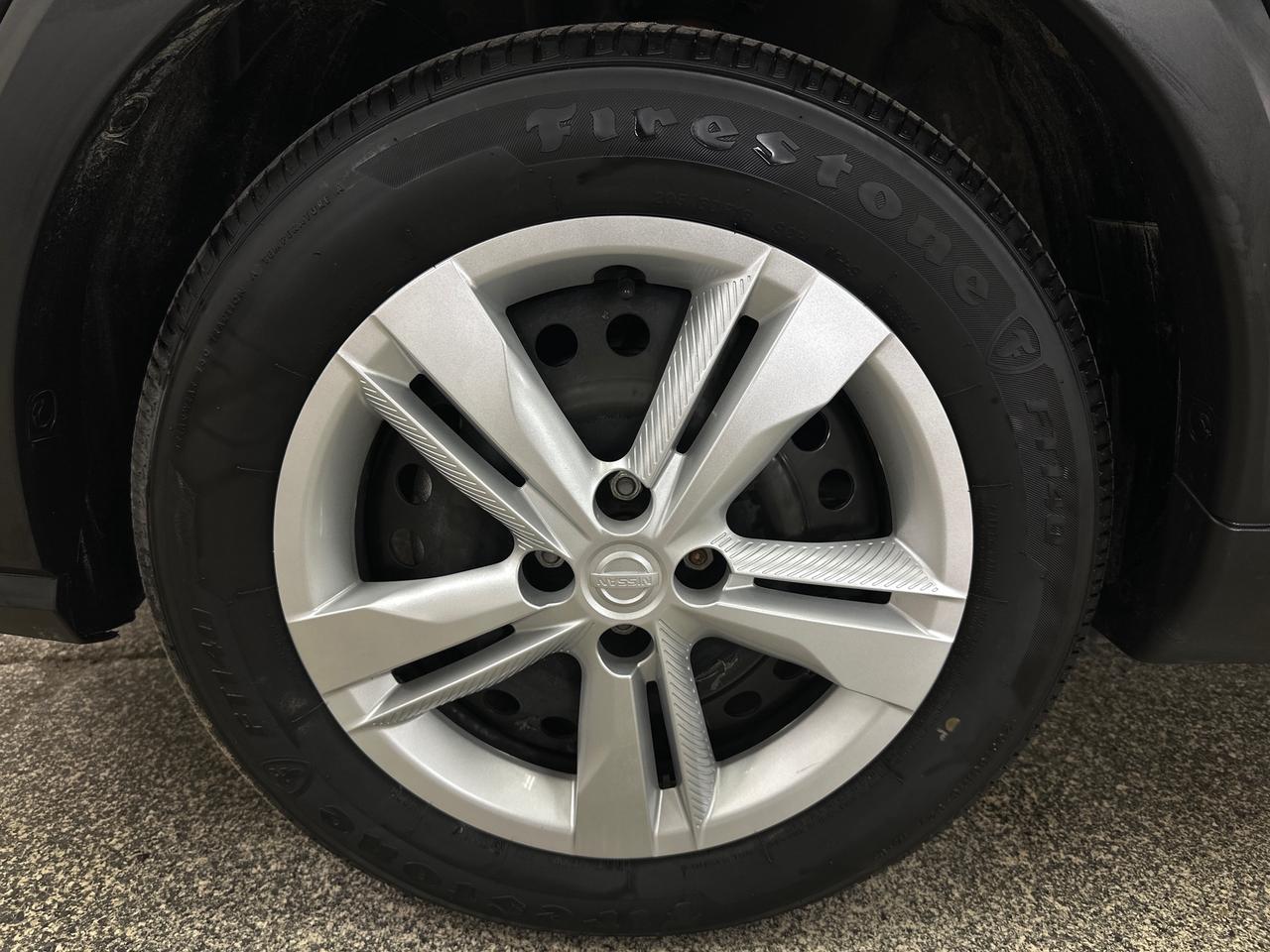 2024 Nissan Kicks S Photo