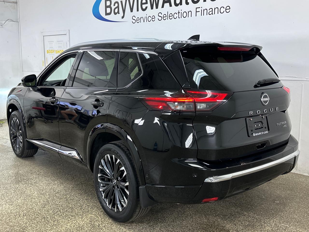 2024 Nissan Rogue Platinum Photo