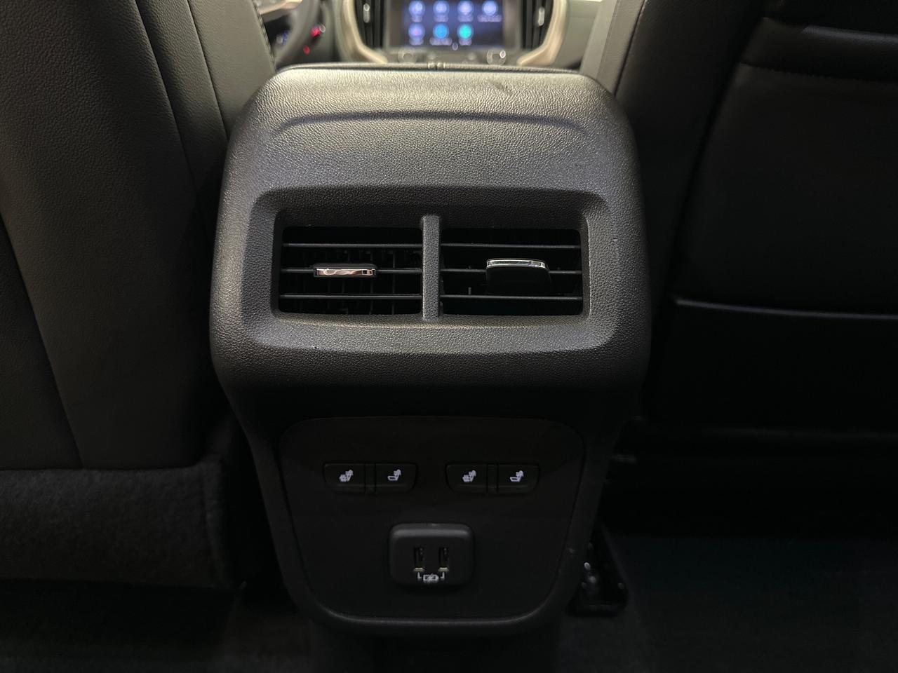 2024 GMC Terrain Denali Photo
