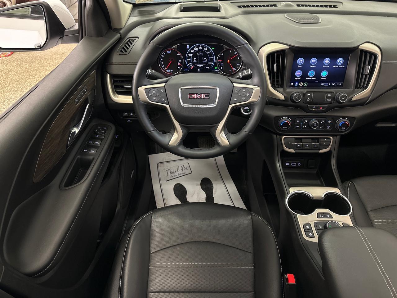 2024 GMC Terrain Denali Photo