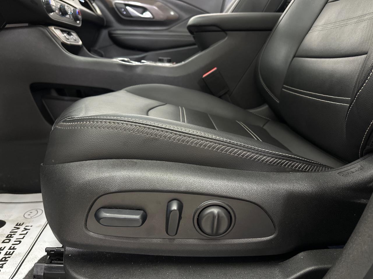 2024 GMC Terrain Denali Photo