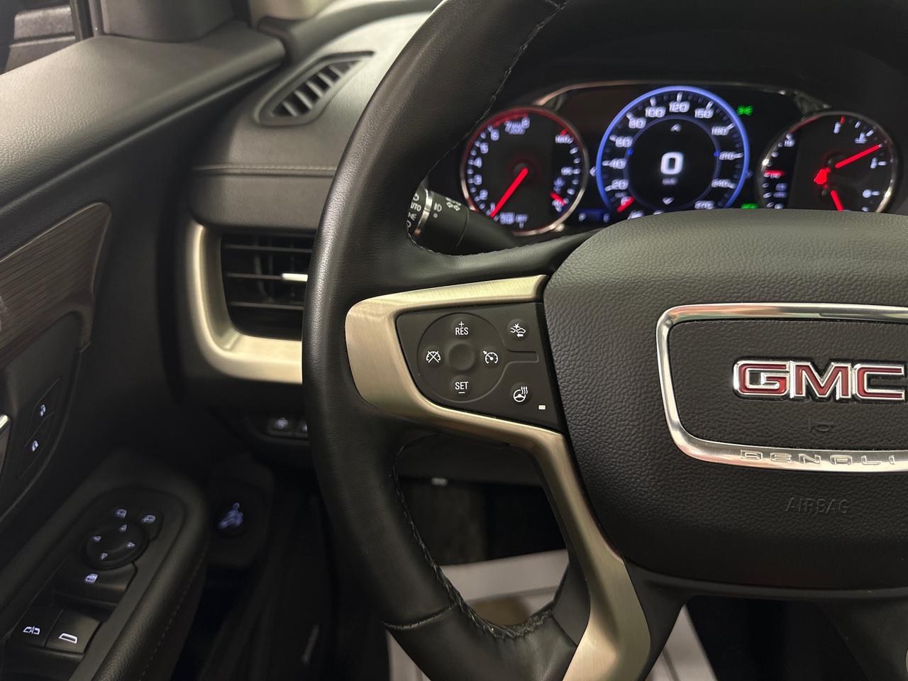 2024 GMC Terrain Denali Photo