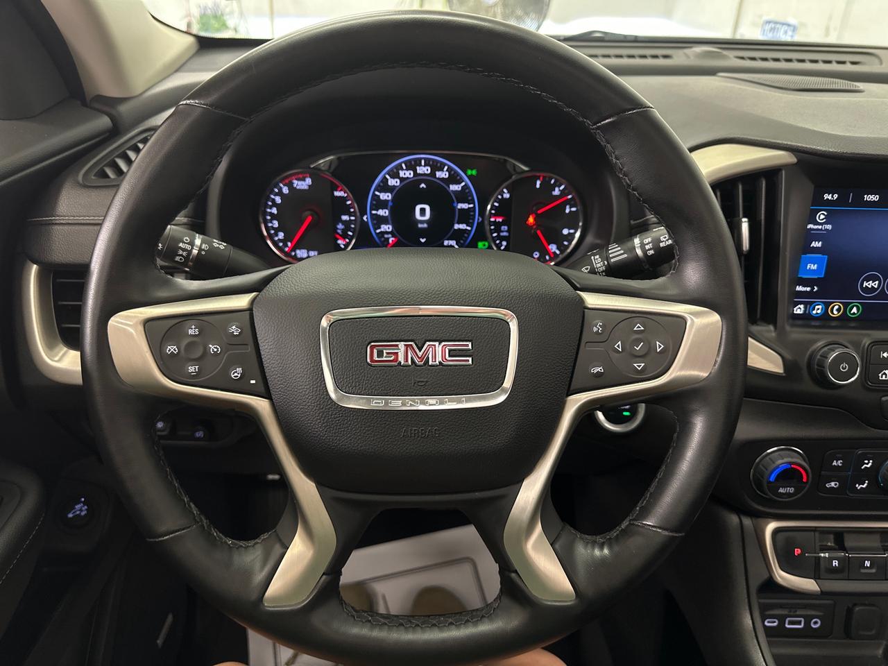 2024 GMC Terrain Denali Photo