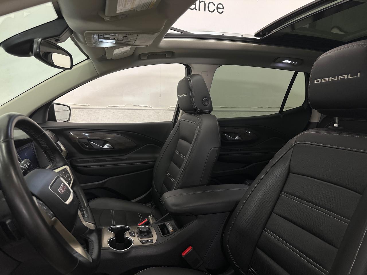 2024 GMC Terrain Denali Photo