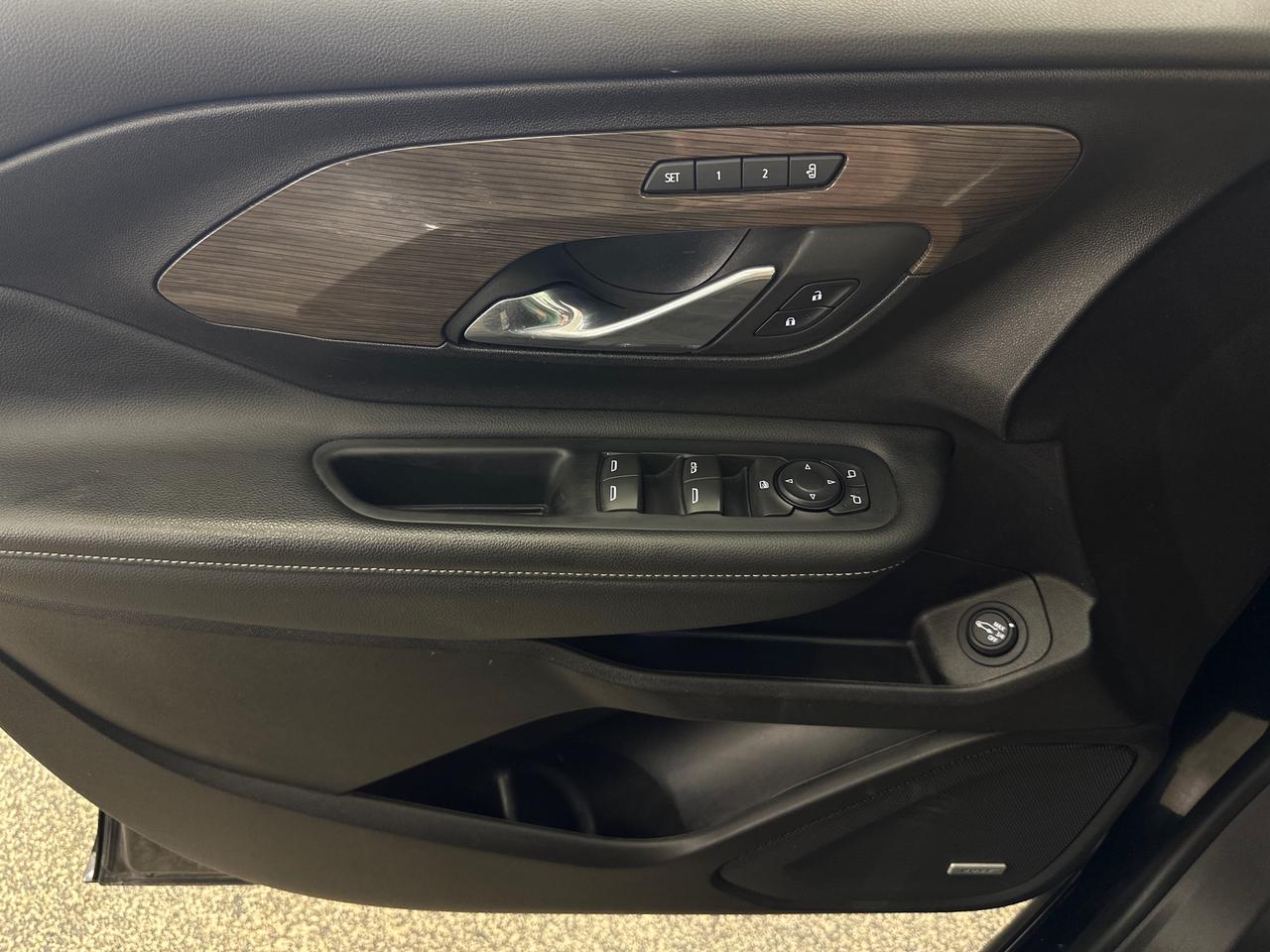 2024 GMC Terrain Denali Photo