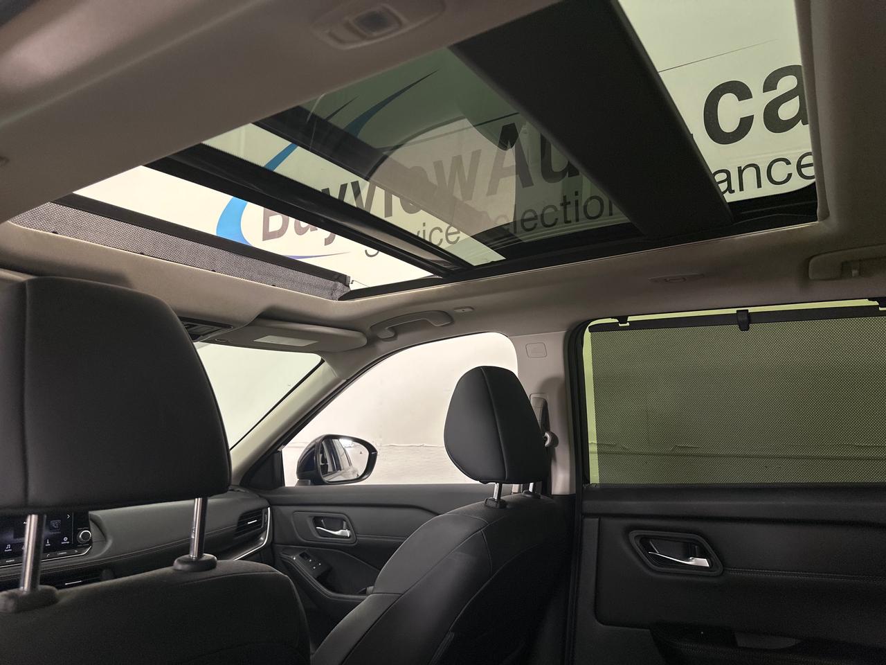 2024 Nissan Rogue SV MOONROOF Photo