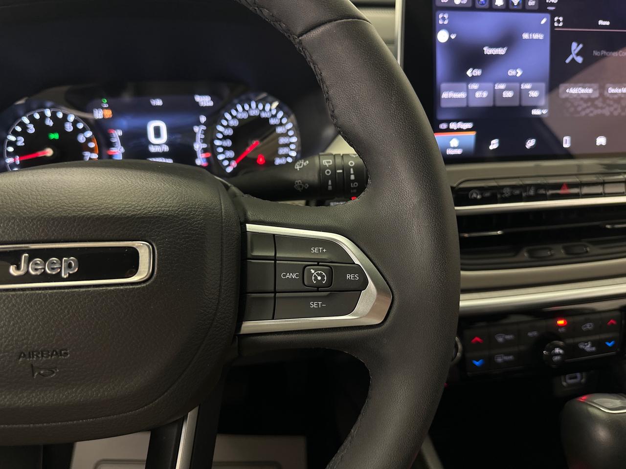 2024 Jeep Compass LIMITED Photo