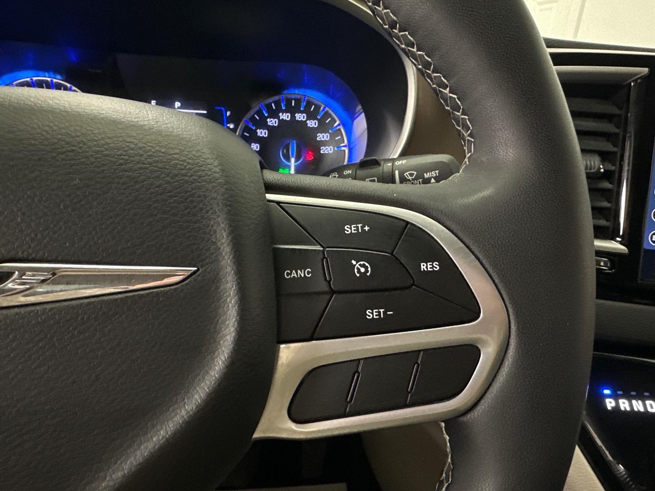 2024 Dodge Grand Caravan SXT Photo