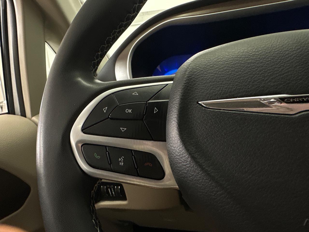 2024 Dodge Grand Caravan SXT Photo