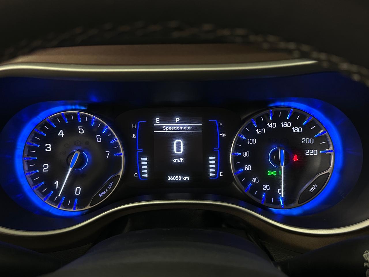 2024 Dodge Grand Caravan SXT Photo
