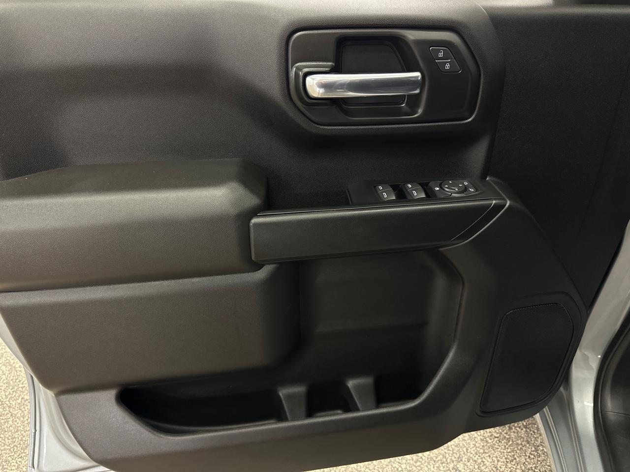 2024 GMC Sierra 1500 PRO Photo