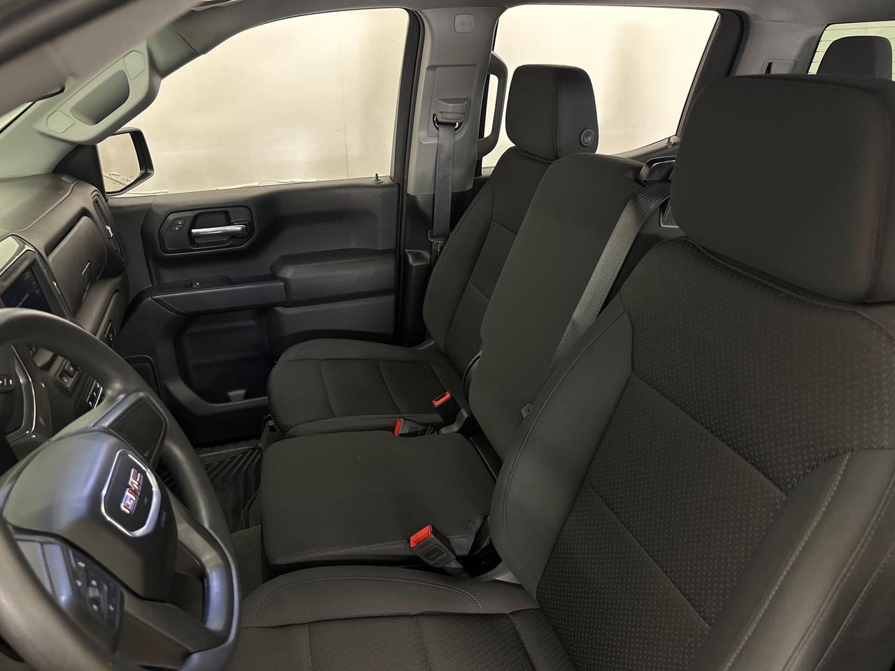2024 GMC Sierra 1500 PRO Photo