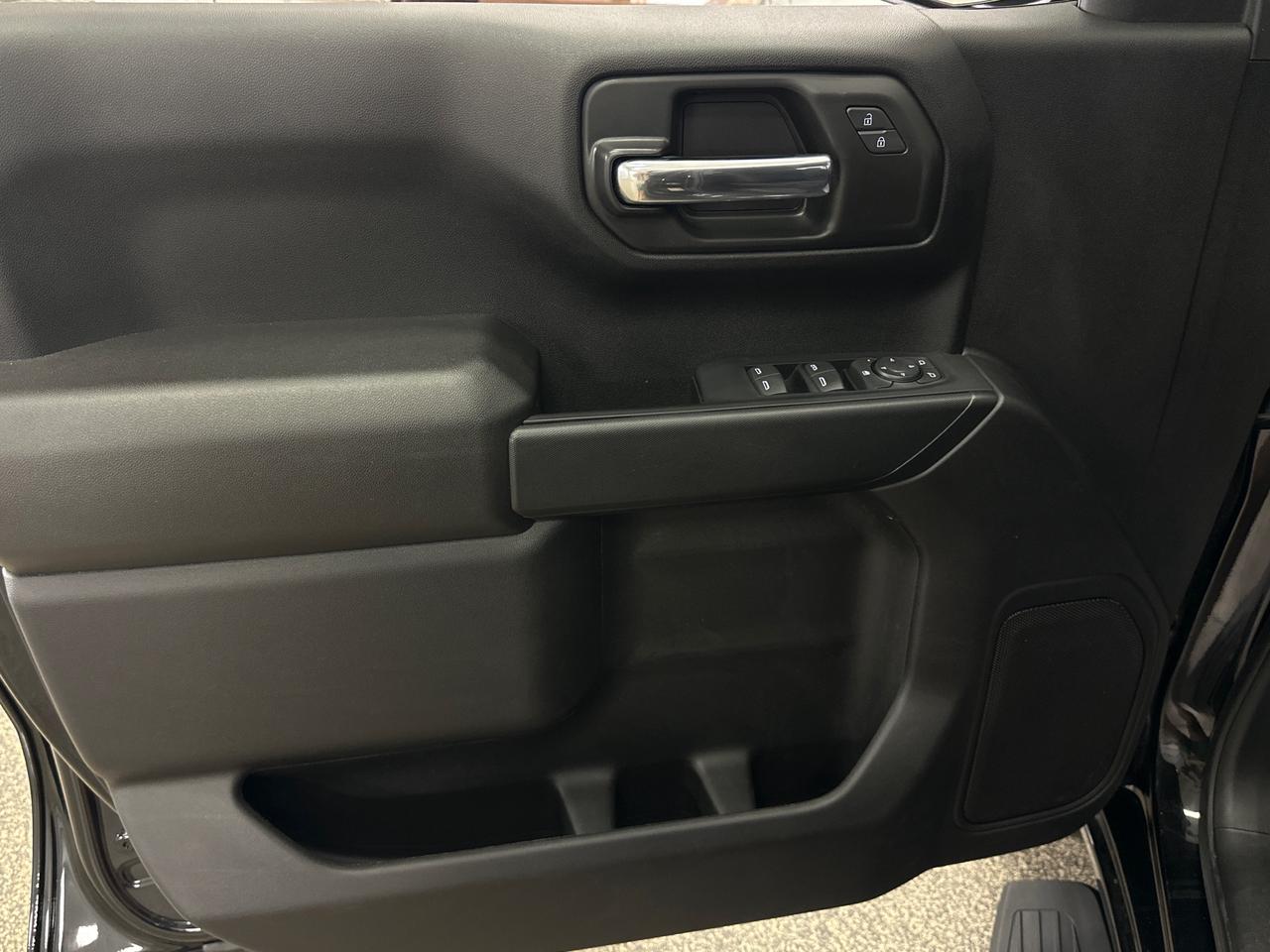 2024 GMC Sierra 1500 PRO Photo