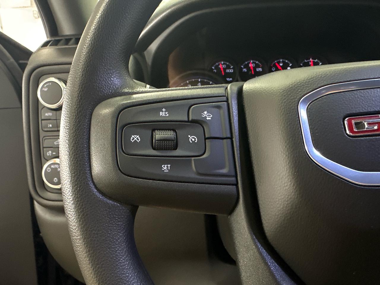 2024 GMC Sierra 1500 PRO Photo