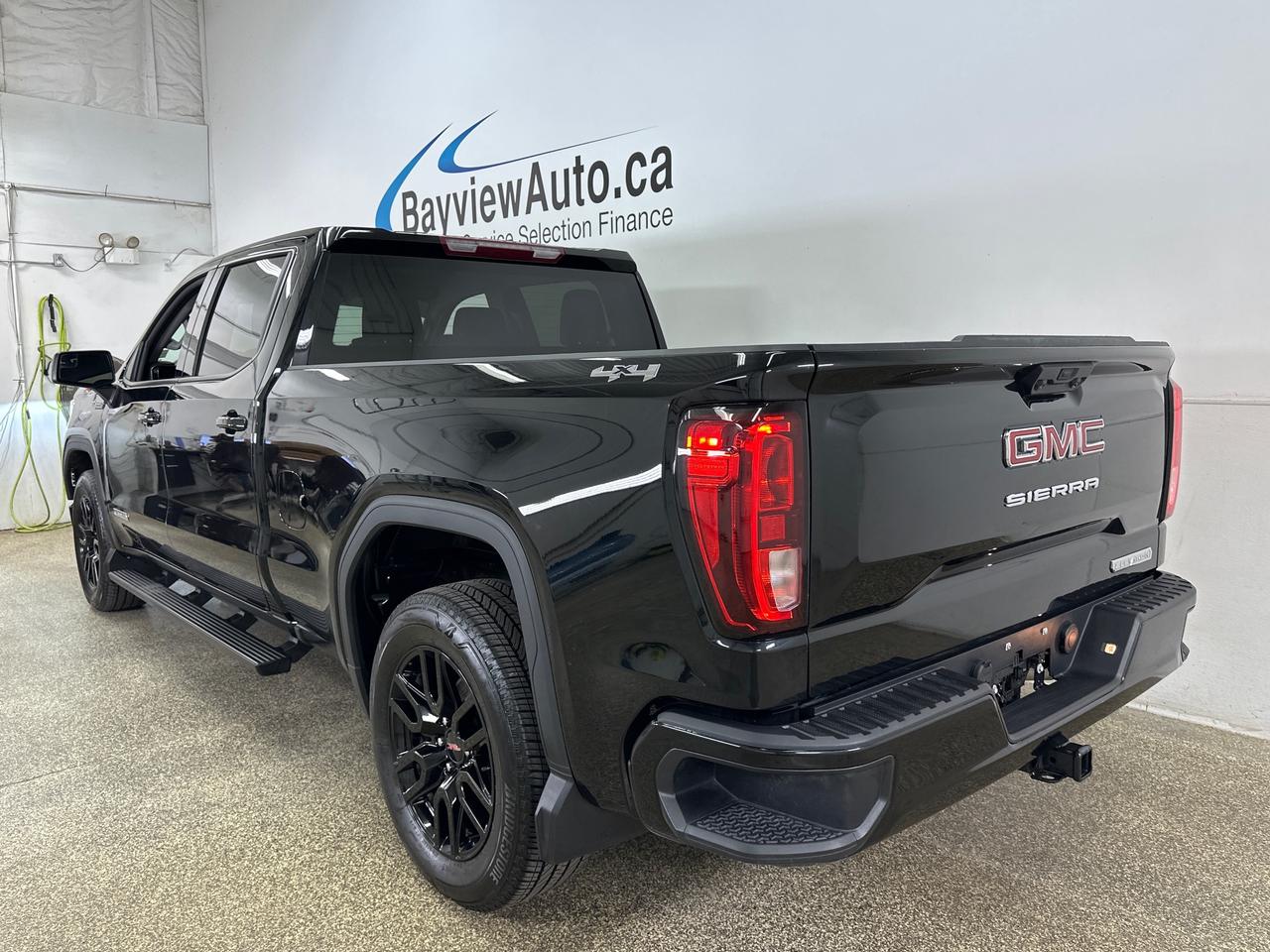 2024 GMC Sierra 1500 ELEVATION Photo