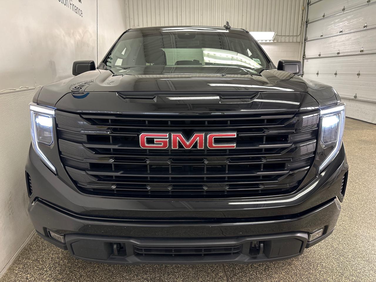 2024 GMC Sierra 1500 ELEVATION Photo