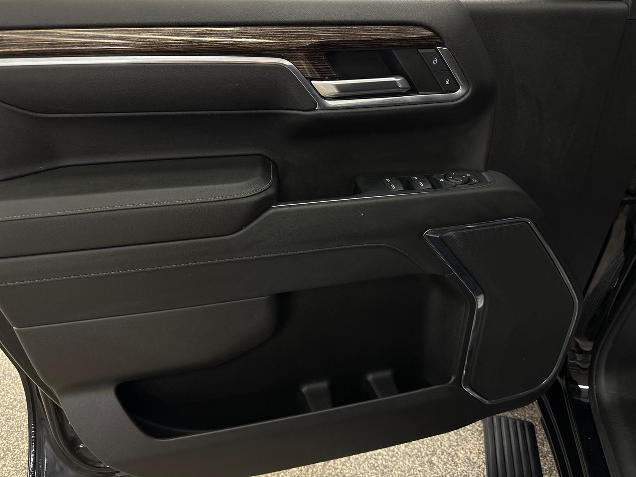 2024 GMC Sierra 1500 ELEVATION Photo