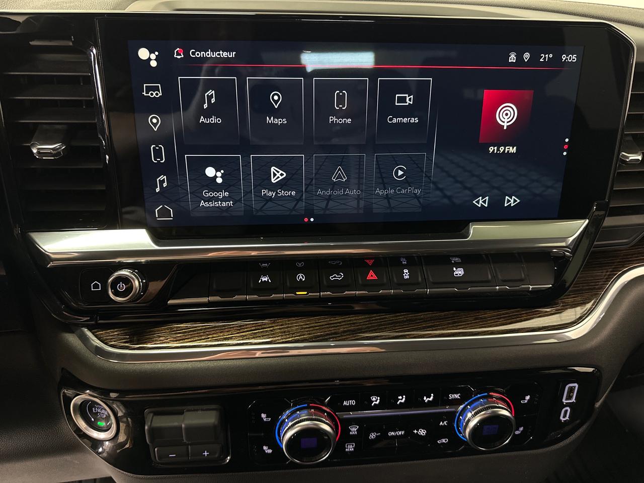 2024 GMC Sierra 1500 ELEVATION Photo