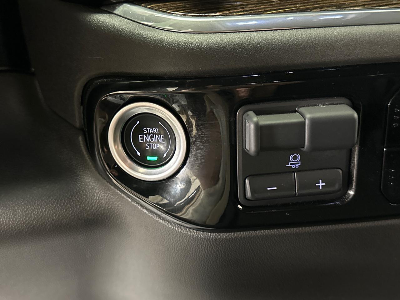 2024 GMC Sierra 1500 ELEVATION Photo