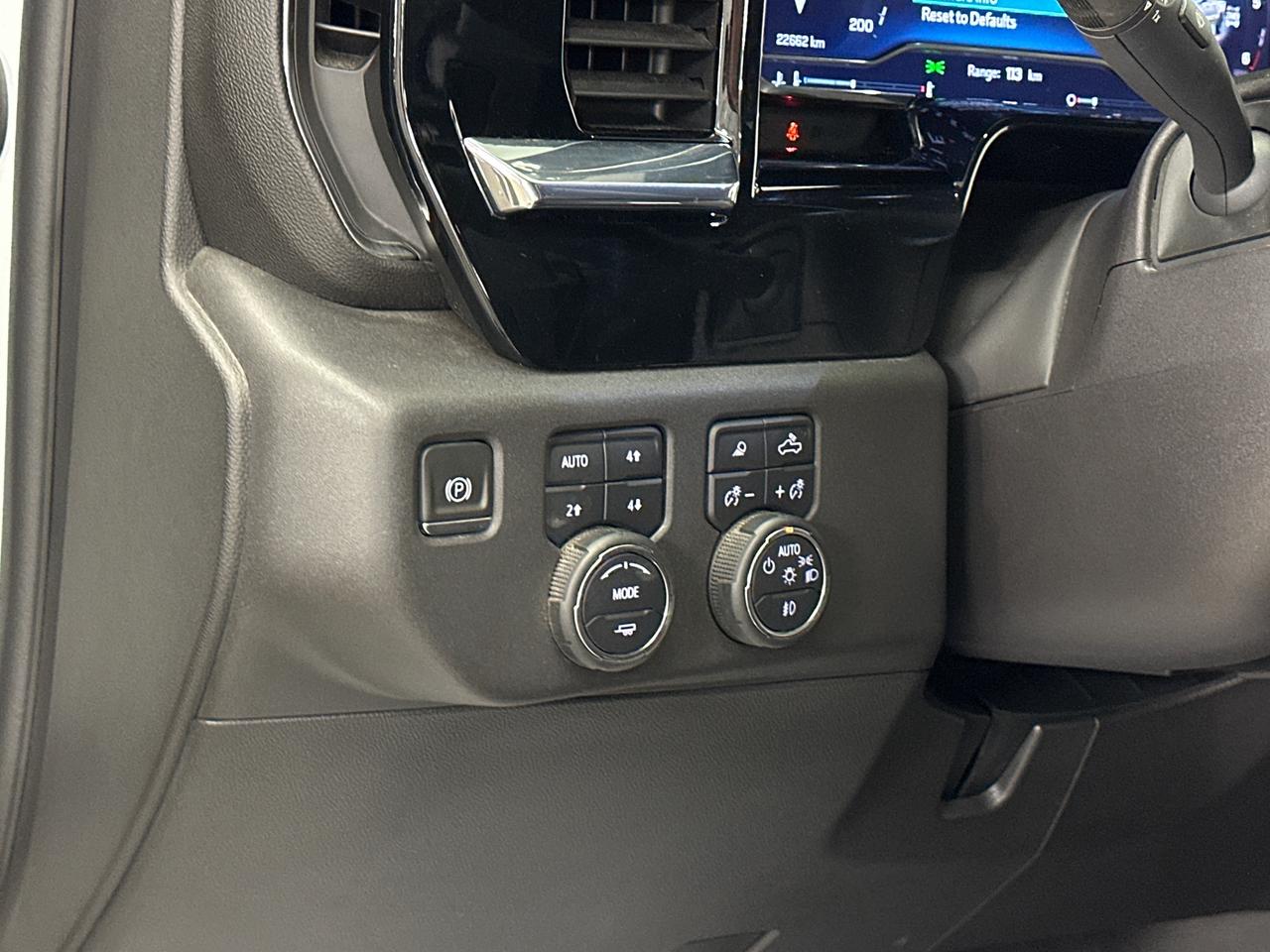 2024 Chevrolet Silverado 1500 LT Trail Boss Photo
