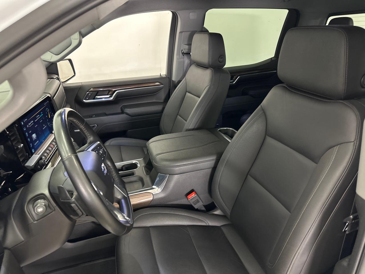 2024 Chevrolet Silverado 1500 LT Trail Boss Photo