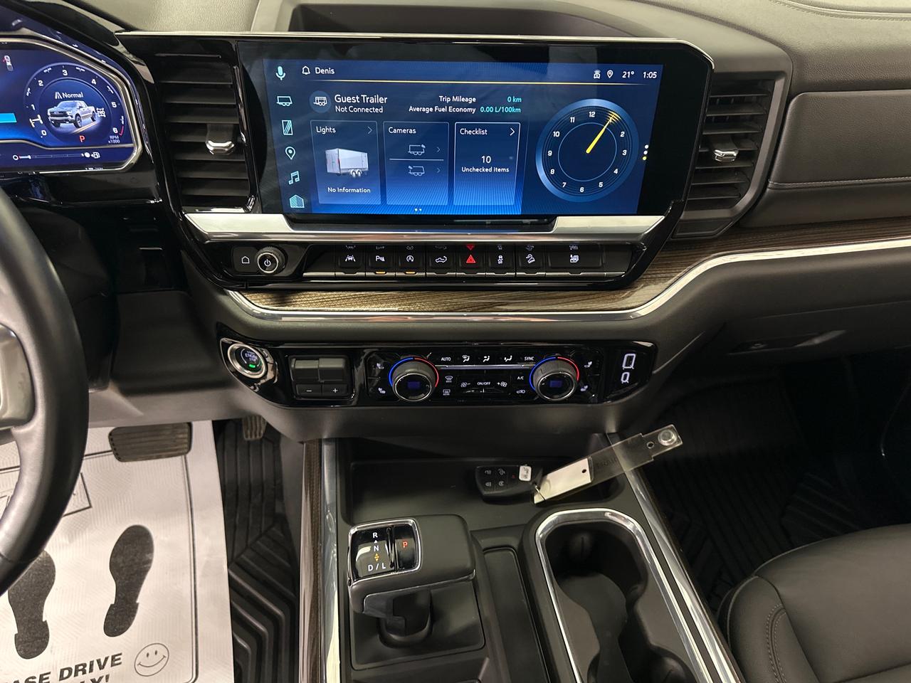 2024 Chevrolet Silverado 1500 LT Trail Boss Photo