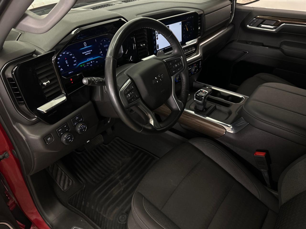 2024 Chevrolet Silverado 1500 RST Photo