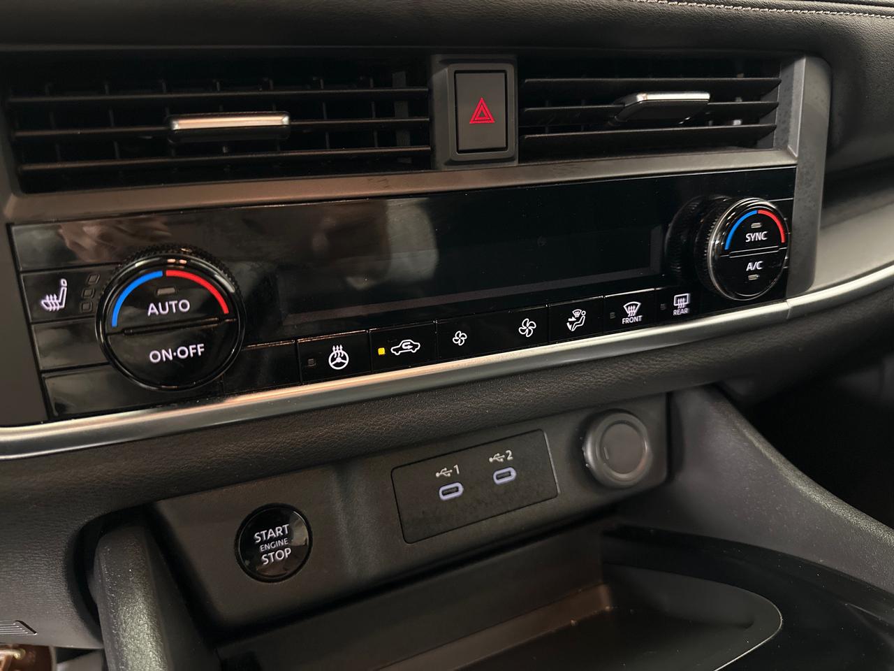 2024 Nissan Rogue S Photo