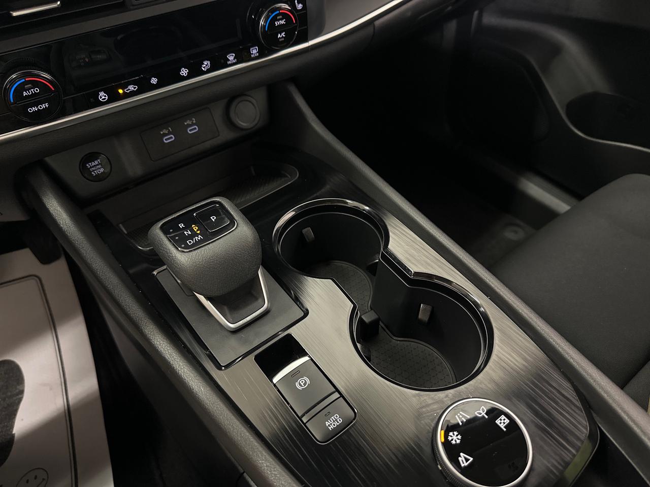2024 Nissan Rogue S Photo