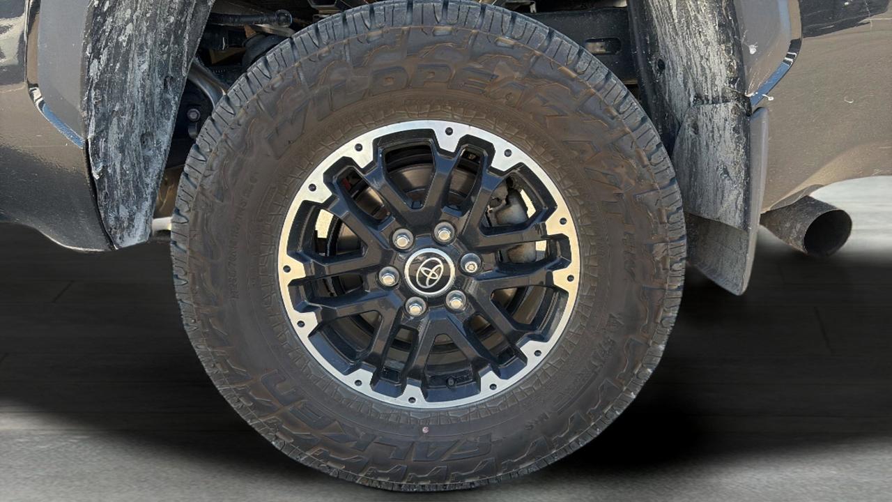 2024 Toyota Tundra 4x4 Crewmax Limited Hybrid Long Bed Photo