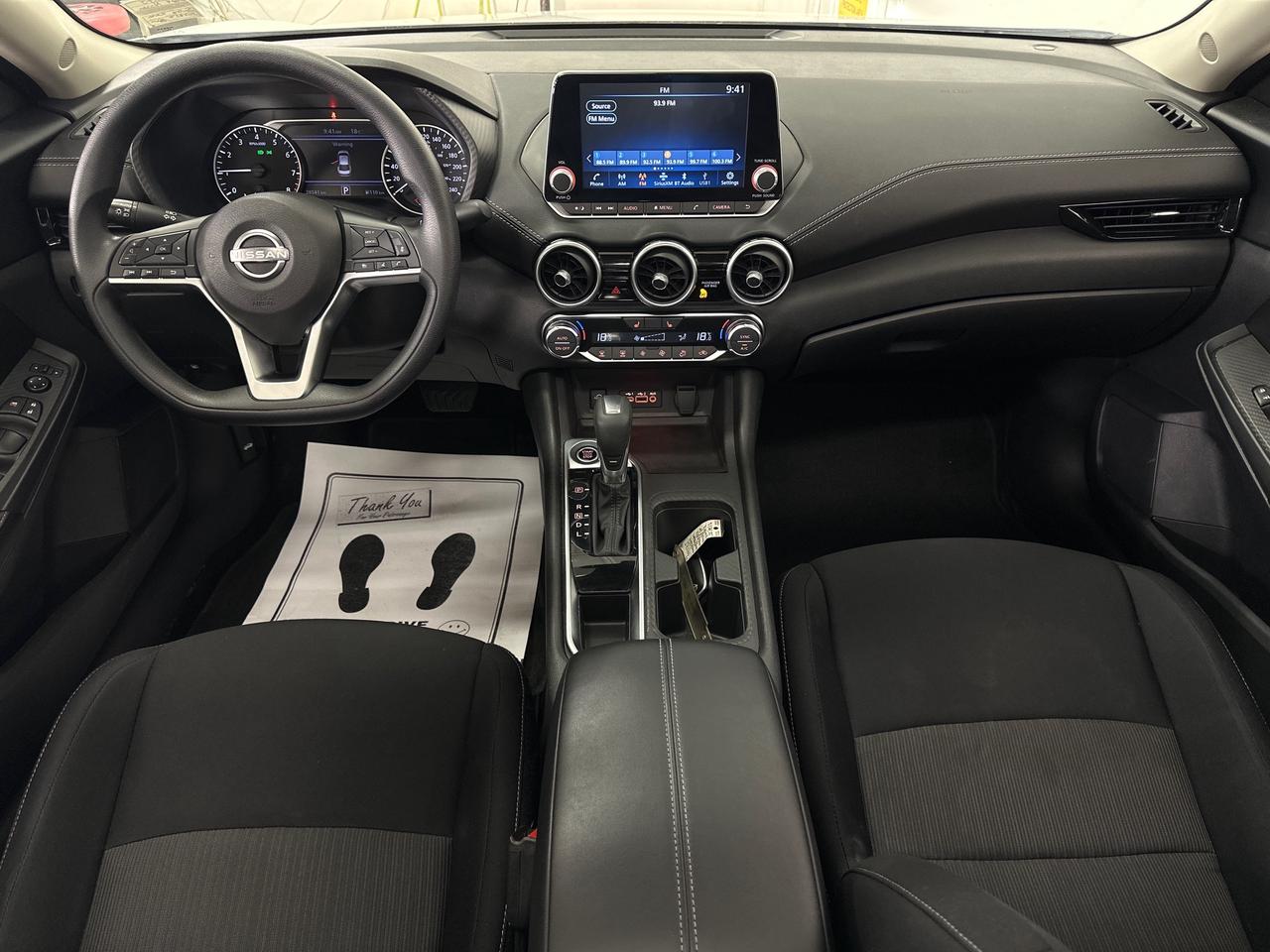 2024 Nissan Sentra SV Photo