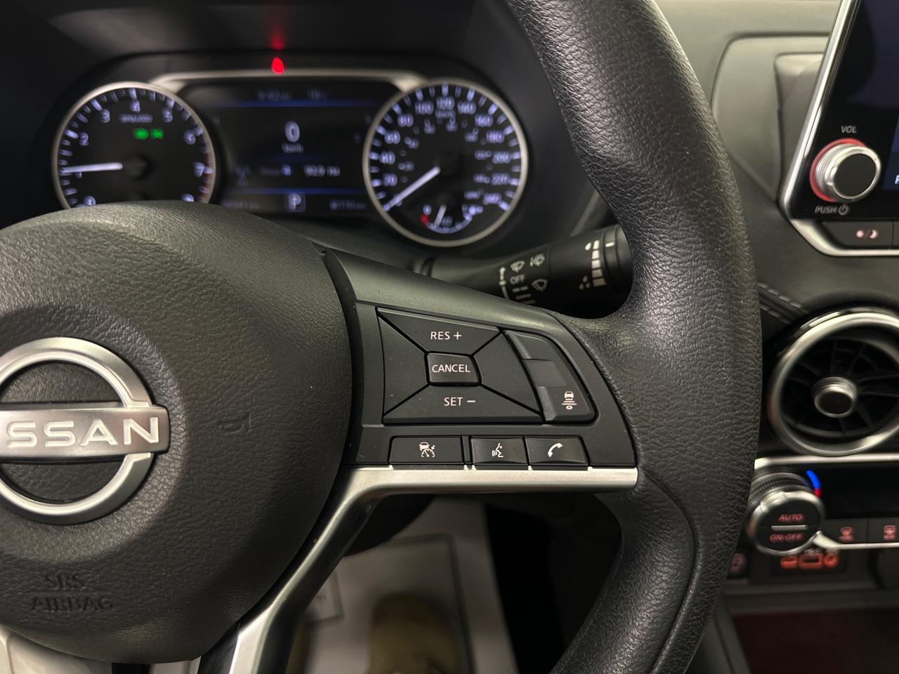 2024 Nissan Sentra SV Photo