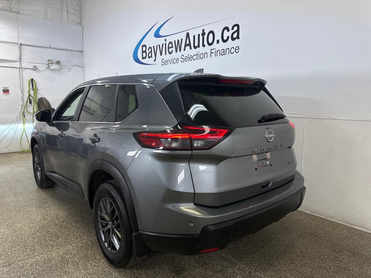 2024 Nissan Rogue S Photo4
