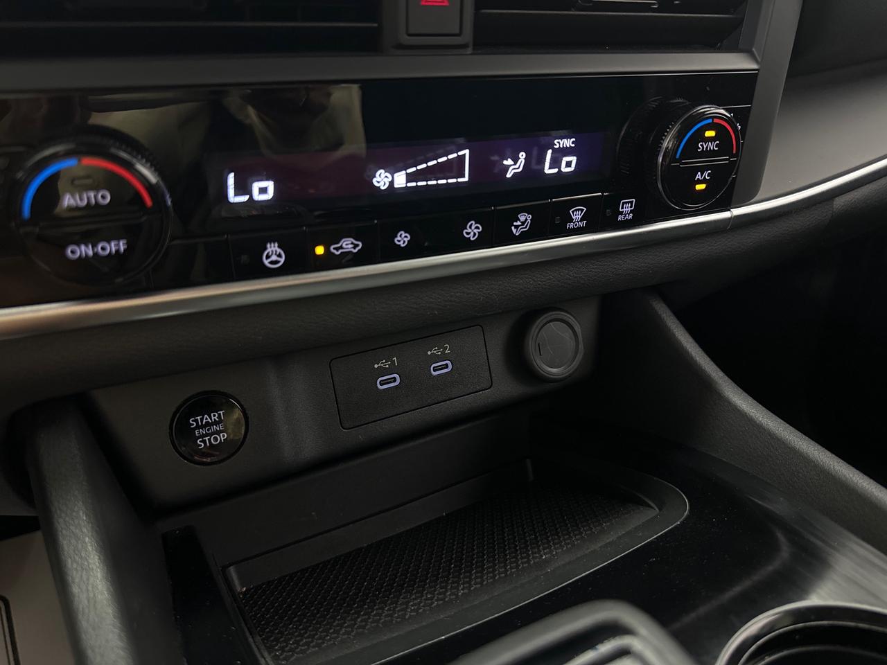 2024 Nissan Rogue S Photo
