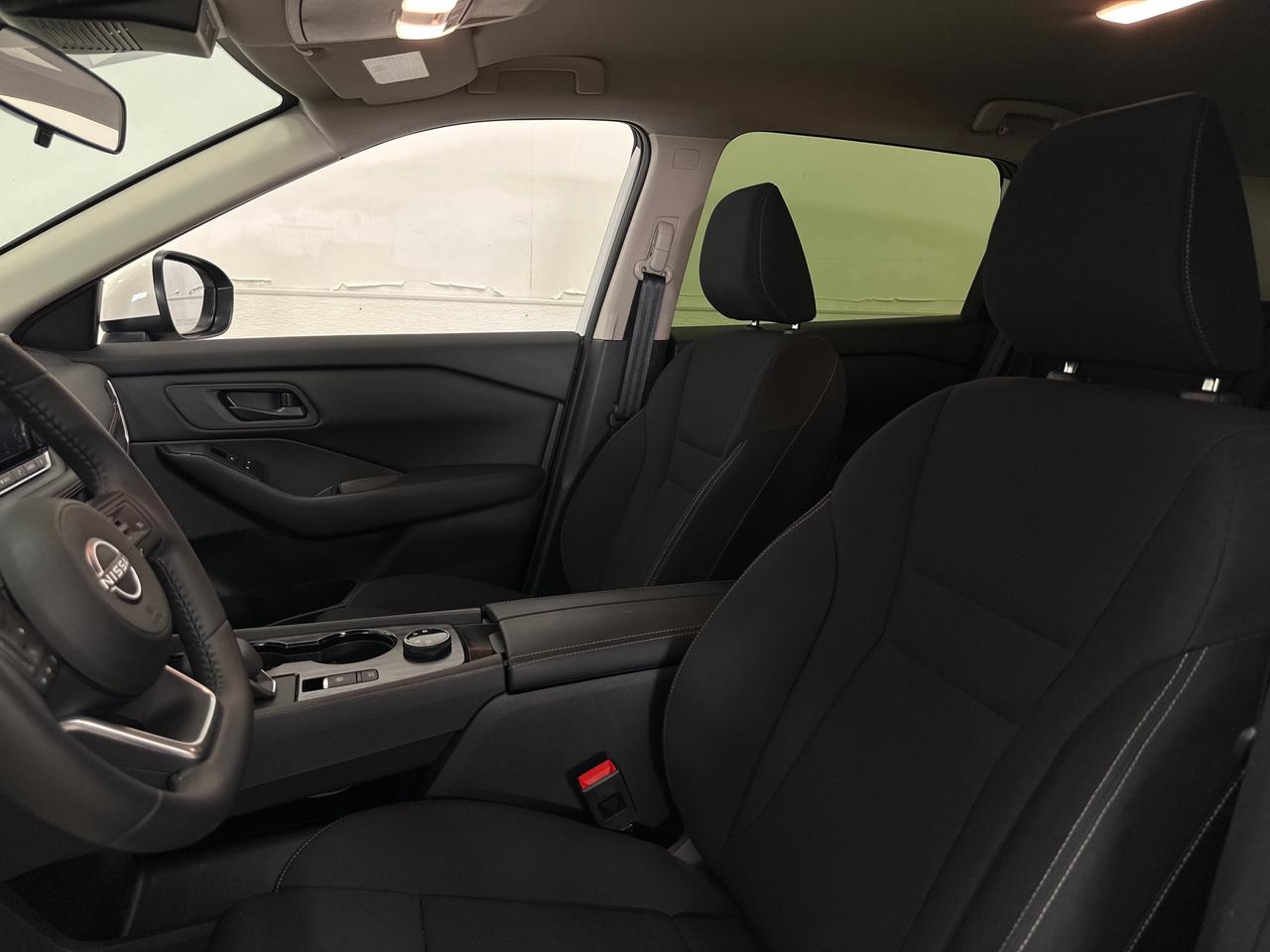 2024 Nissan Rogue S Photo