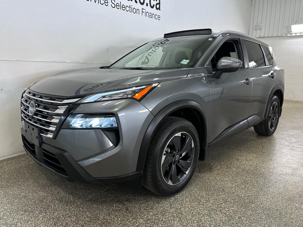 2024 Nissan Rogue SV MOONROOF Photo