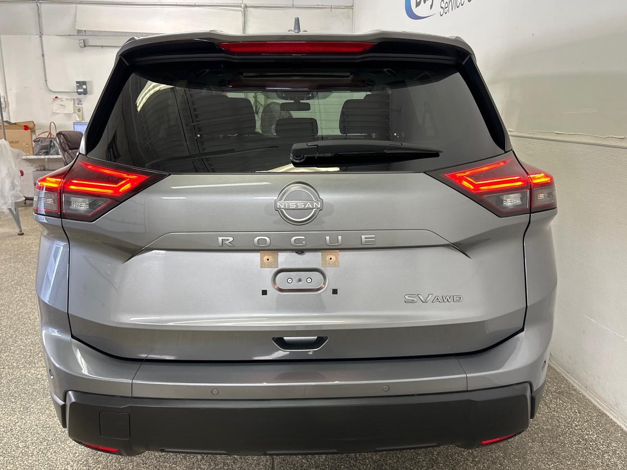 2024 Nissan Rogue SV MOONROOF Photo