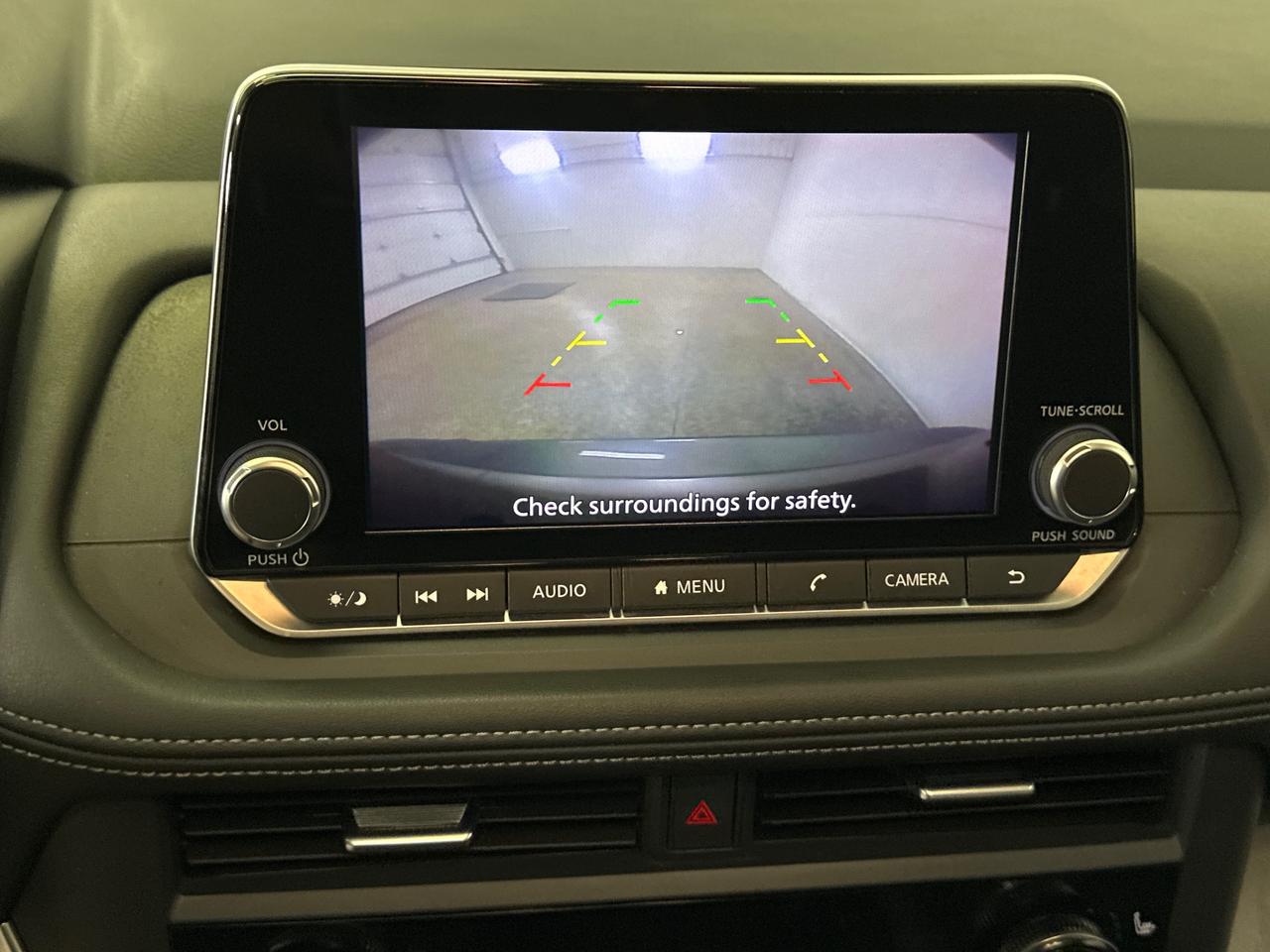 2024 Nissan Rogue SV MOONROOF Photo