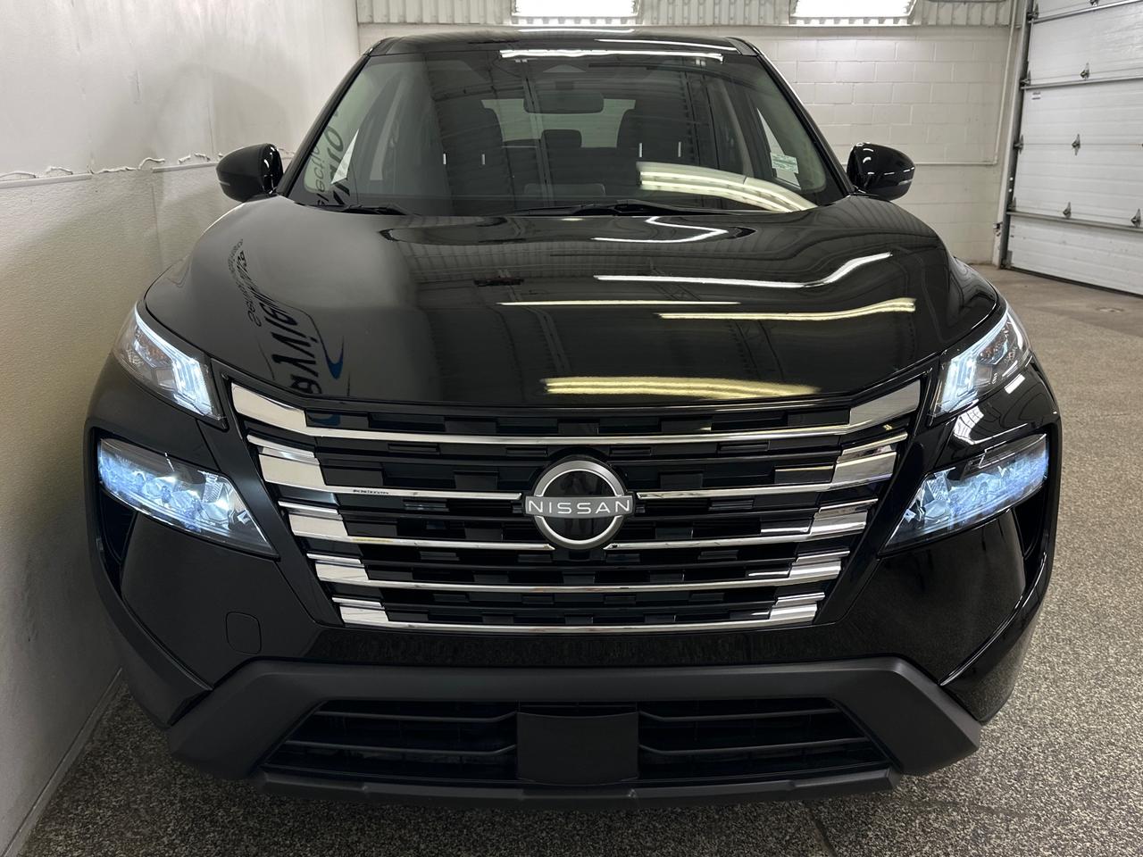 2024 Nissan Rogue S Photo