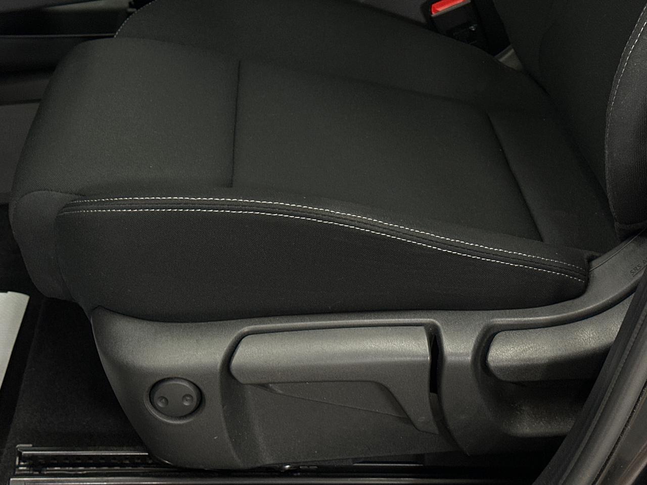 2024 Nissan Rogue S Photo