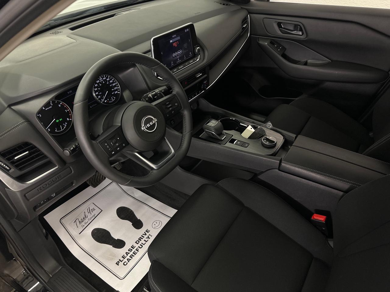 2024 Nissan Rogue S Photo