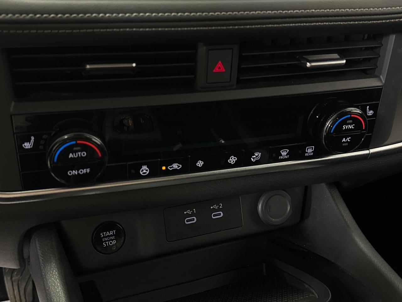 2024 Nissan Rogue S Photo