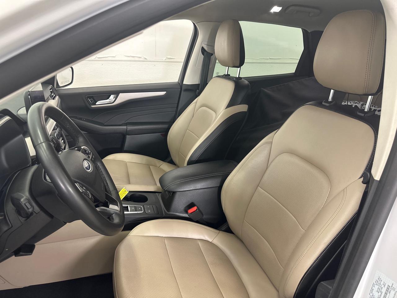 2022 Ford Escape SEL 4dr All-Wheel Drive Photo