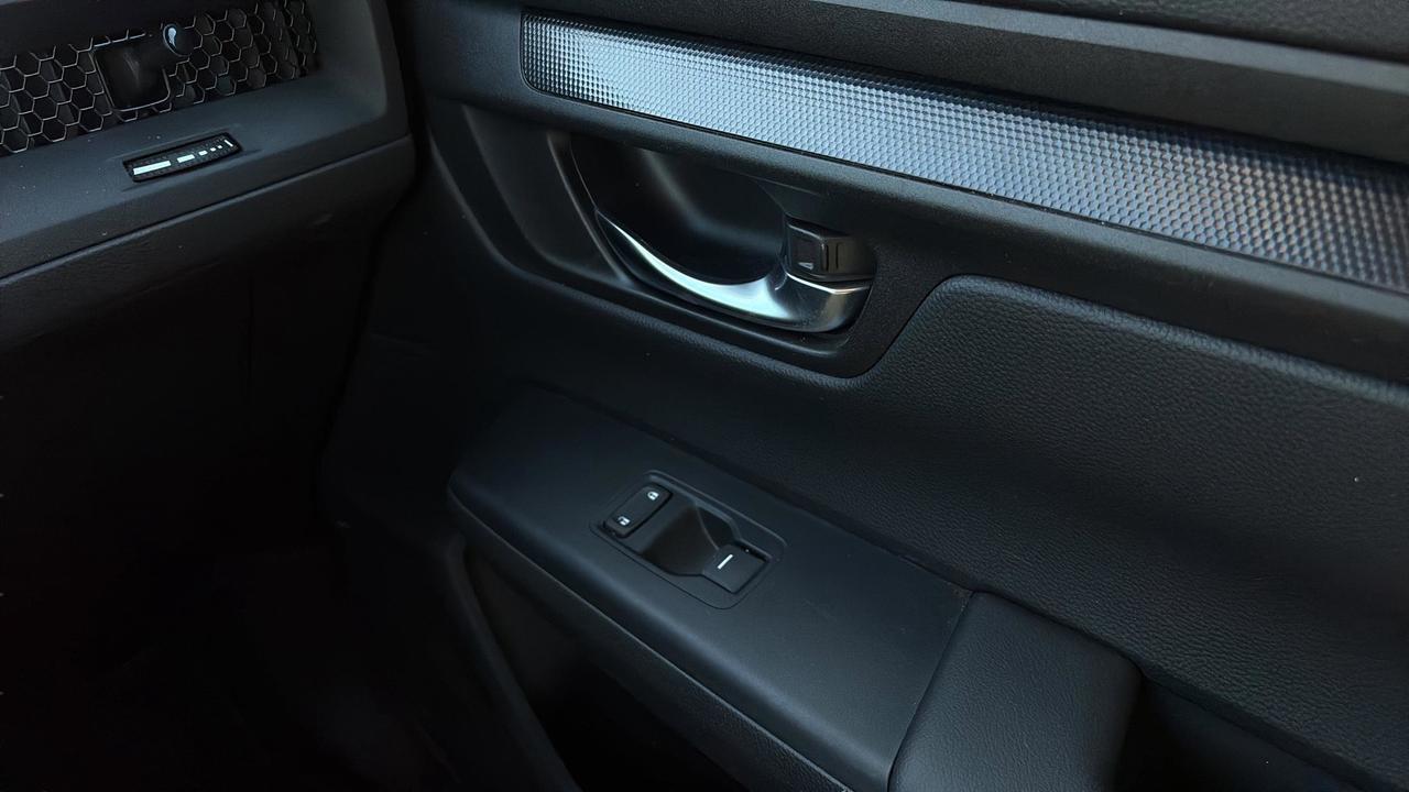 2025 Honda CR-V LX 2WD Photo