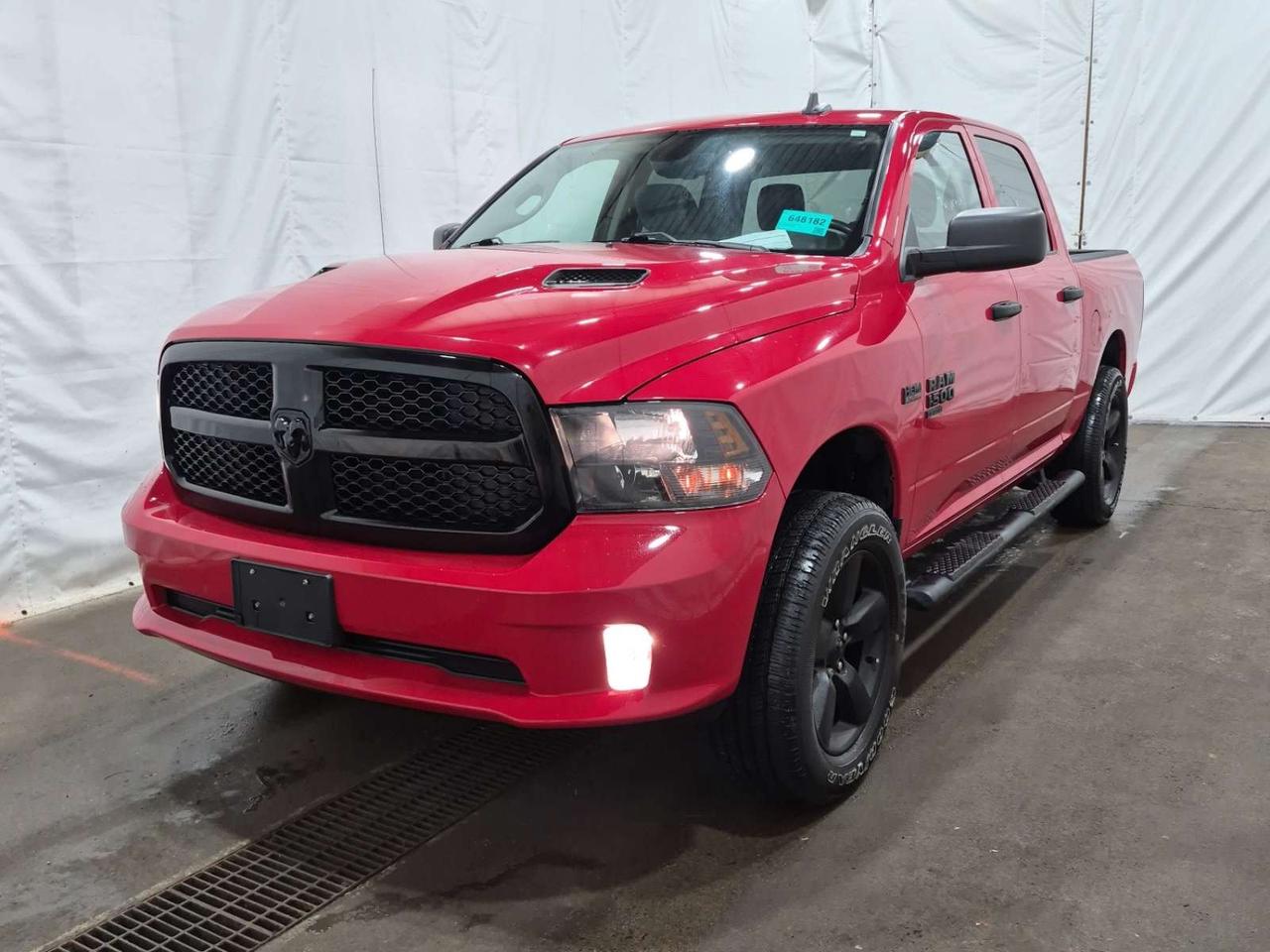 Serving Quinte for 60 years! 43,000 vehicles sold! We are one of Canadas largest independent retailers! High quantity-quality lease returns at live market pricing, best finance rates, rates as low as 6.45%, and no hidden fees. Up to 300 vehicles to choose from in 1 location. The way used car buying should be!