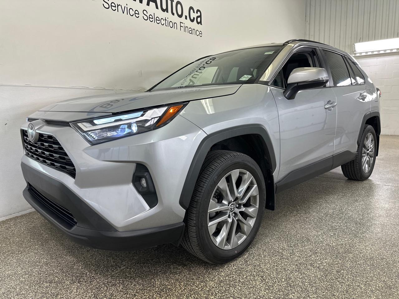 2022 Toyota RAV4 XLE 4dr All-wheel Drive Photo2