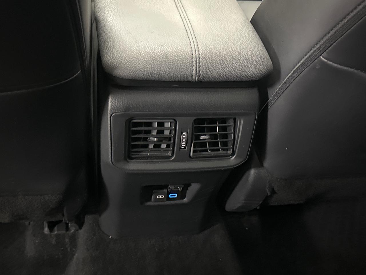 2022 Toyota RAV4 XLE 4dr All-wheel Drive Photo
