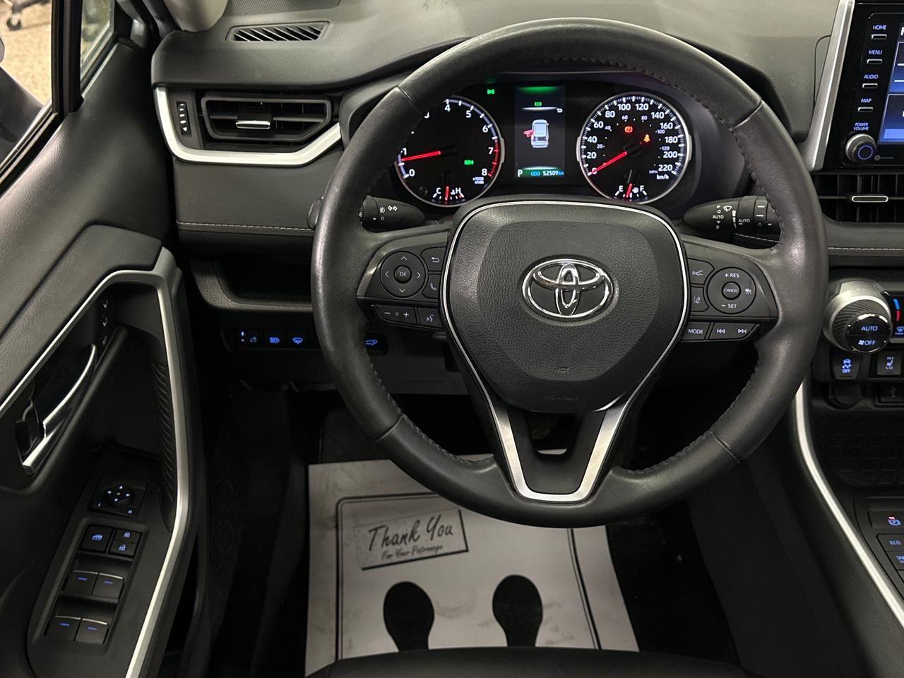 2022 Toyota RAV4 XLE 4dr All-wheel Drive Photo